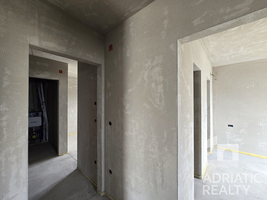 Brodarica, prostoren penthouse, 156,65 m2, 70 m od morja