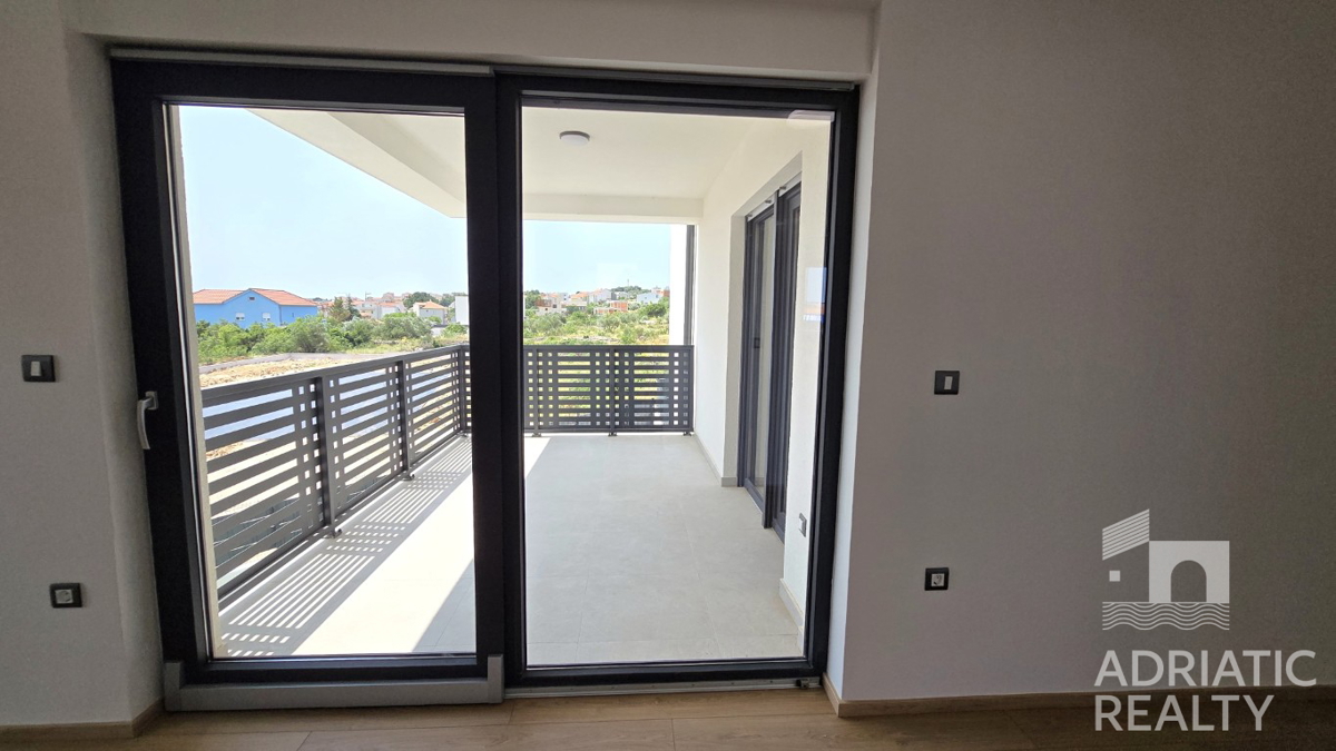 Vodice, dvosobno stanovanje na prvem nadstropju novogradnje