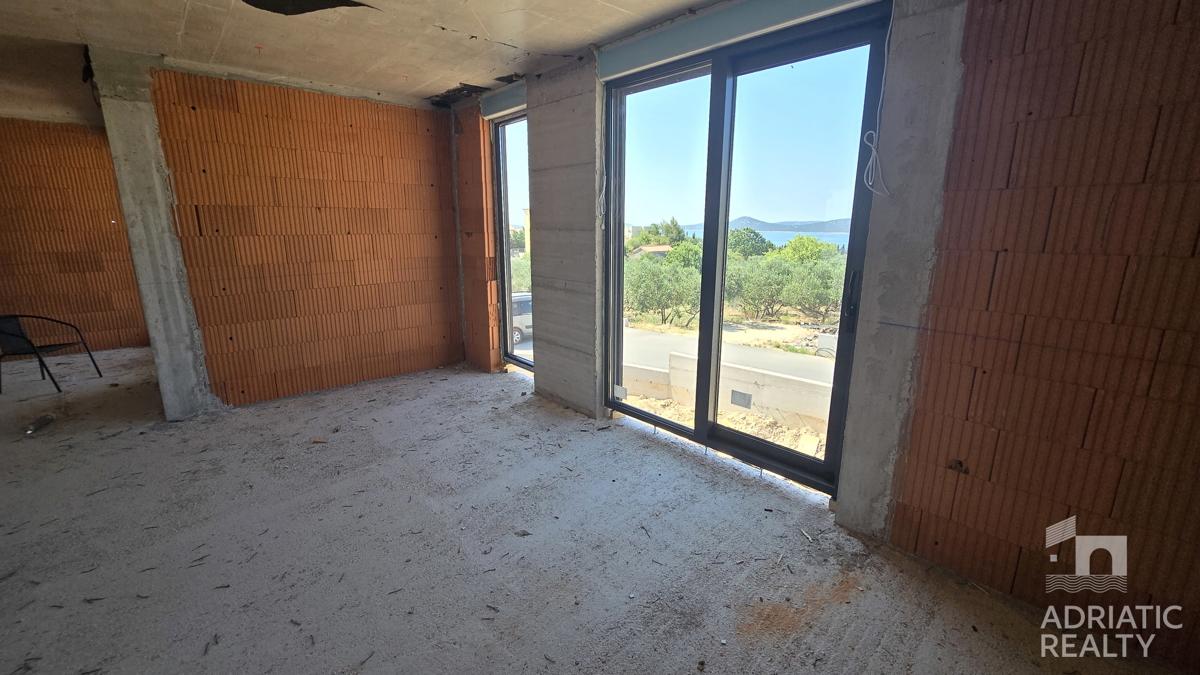 Vodice, moderna dvojna kuća s pogledom na morje