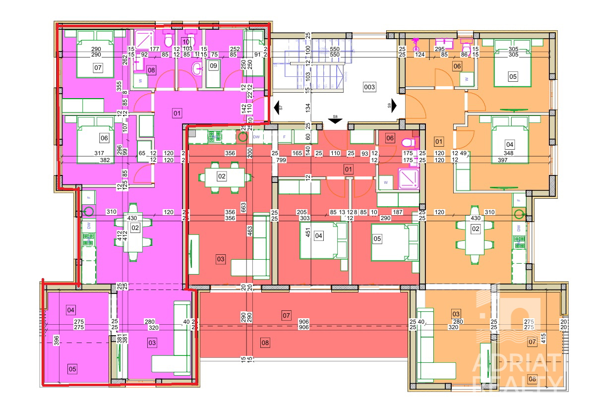 Vodice, trisobno stanovanje s shrambnim prostorom in parkirnim mestom