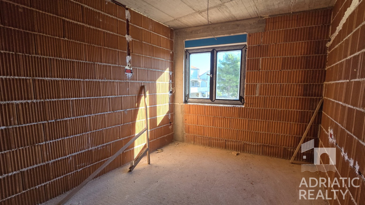 Vodice, stanovanje z dvema spalnicama v sodobni novogradnji