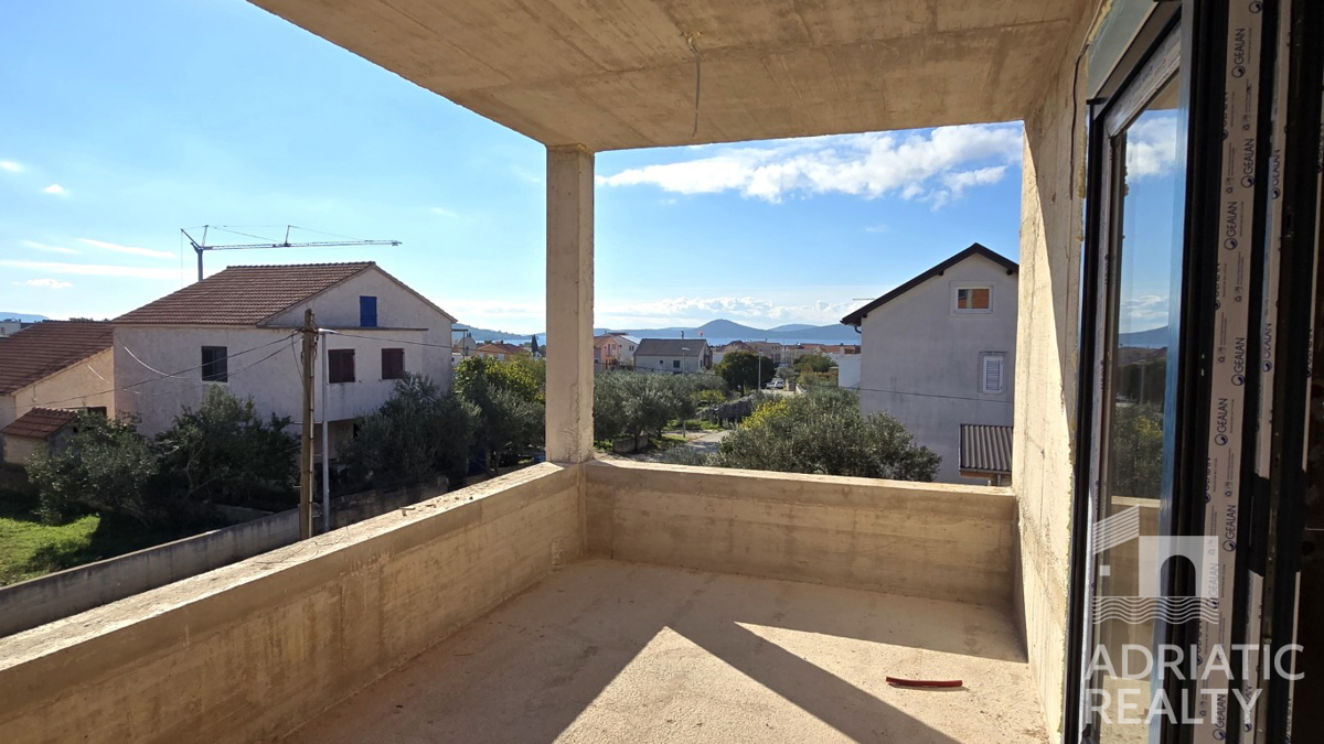 Vodice, stanovanje z dvema spalnicama v sodobni novogradnji