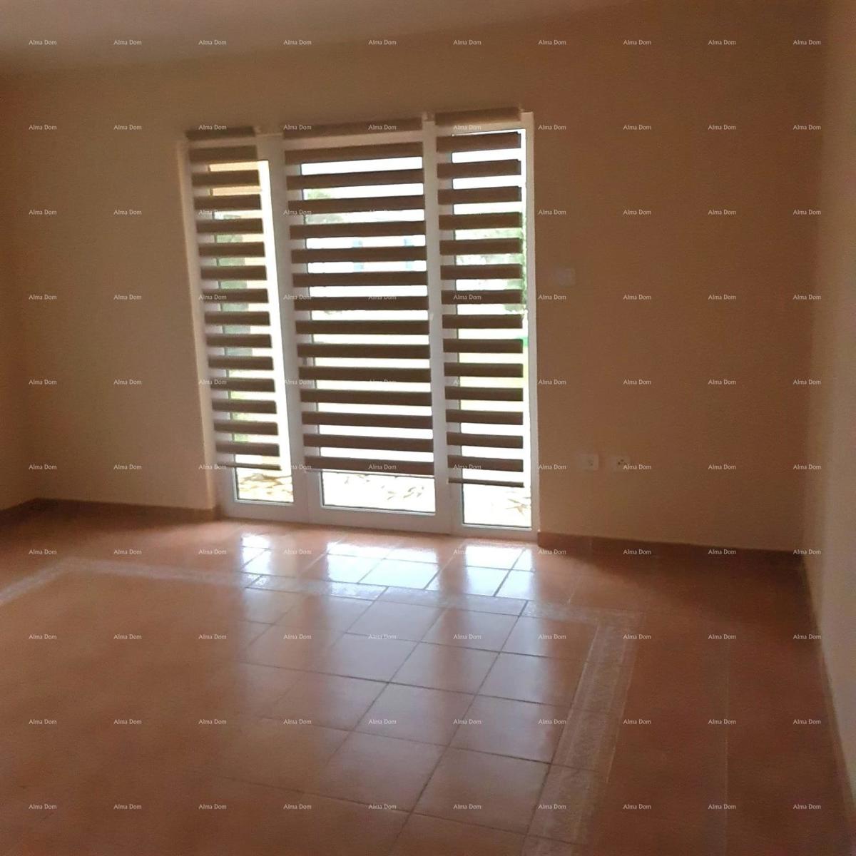 Prodamo samostojno hišo, Marčana