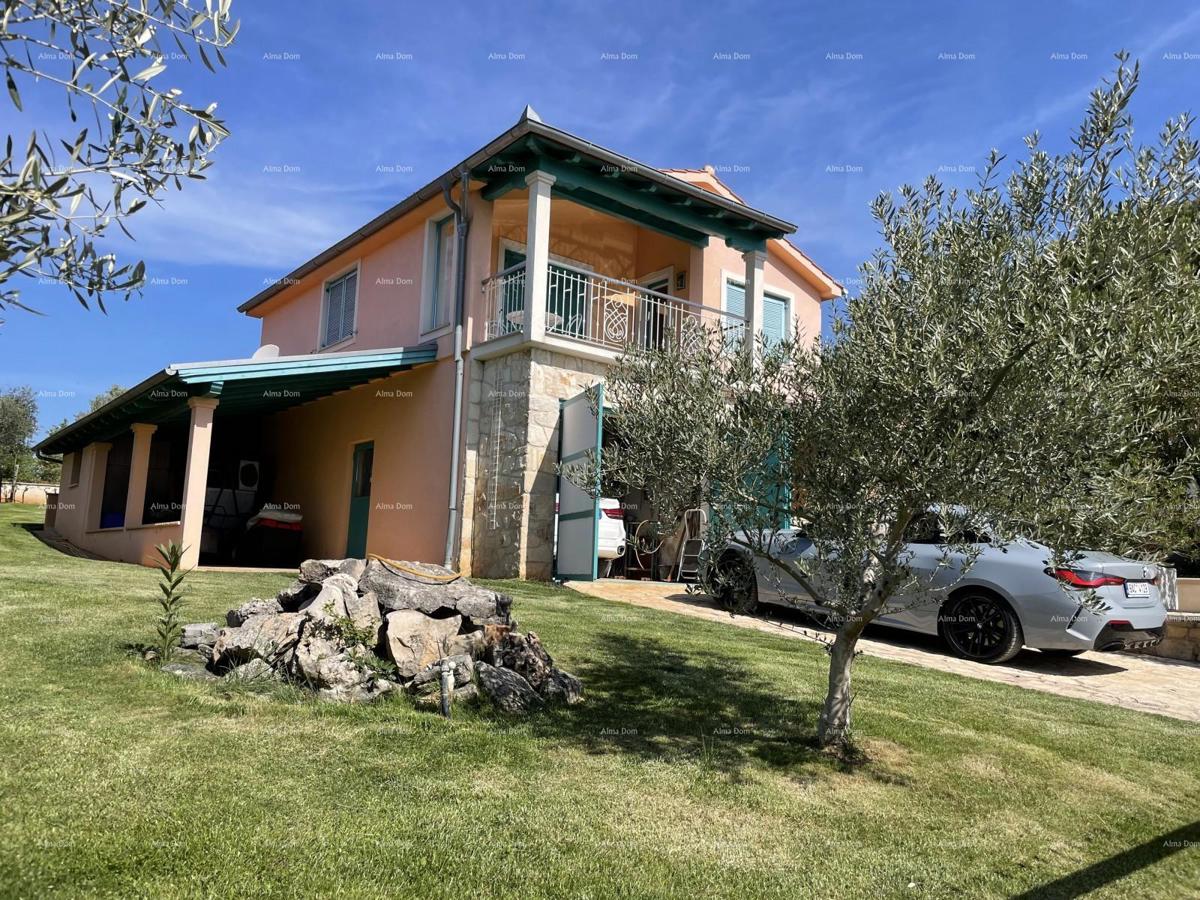 Prodaje se vila, Marčana.