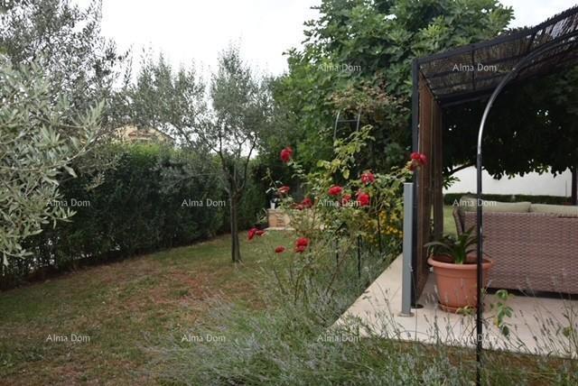 Prodaja lepe družinske duplex hiše z garažo, okolica Poreča!