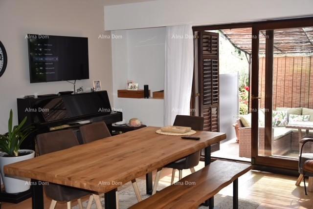 Prodaja lepe družinske duplex hiše z garažo, okolica Poreča!