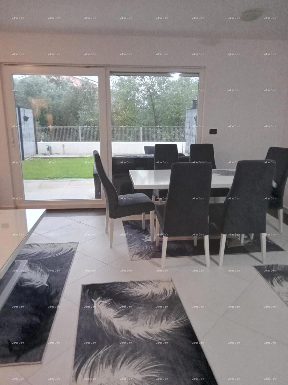 Prodaja stanovanja na dveh etažah, z vrtom in parkirnim mestom, Ližnjan!