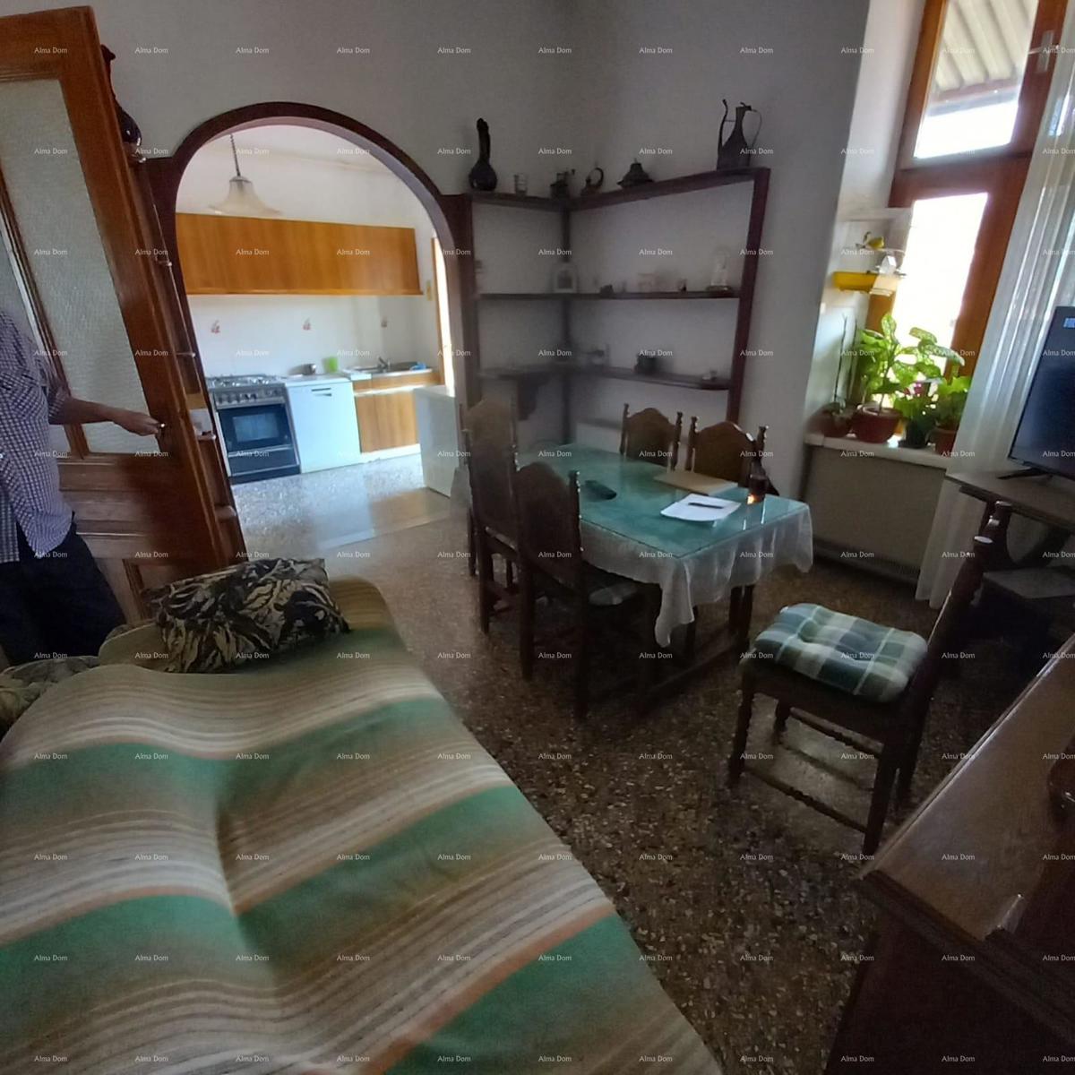 Prodamo stanovanje v centru Pule!