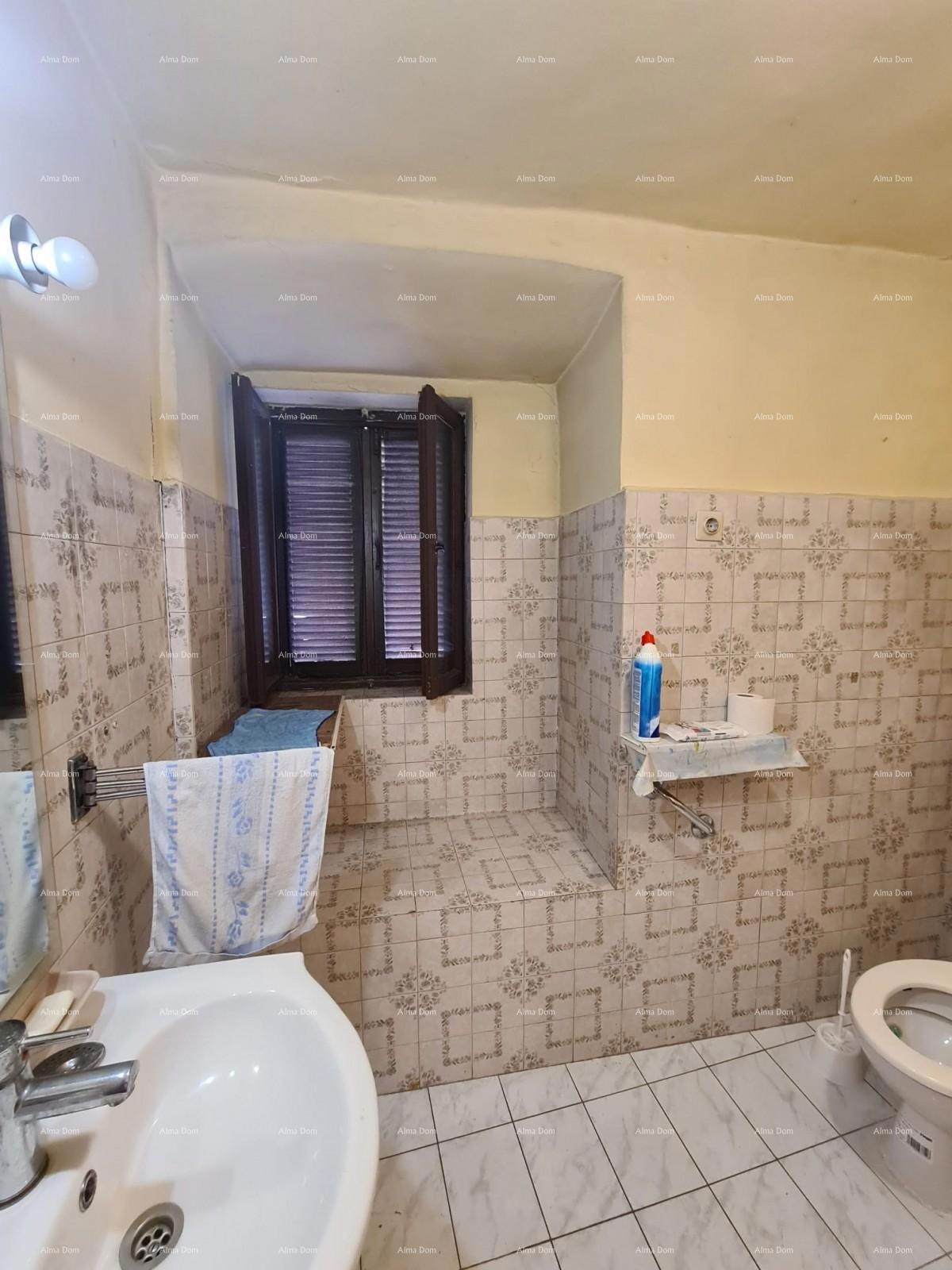 Hiša, center Buja, 106 m²