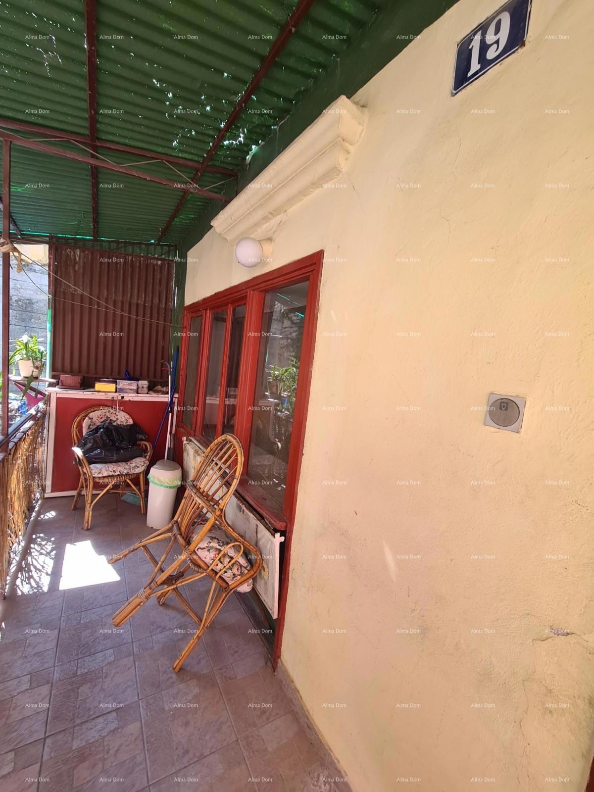 Hiša, center Buja, 106 m²