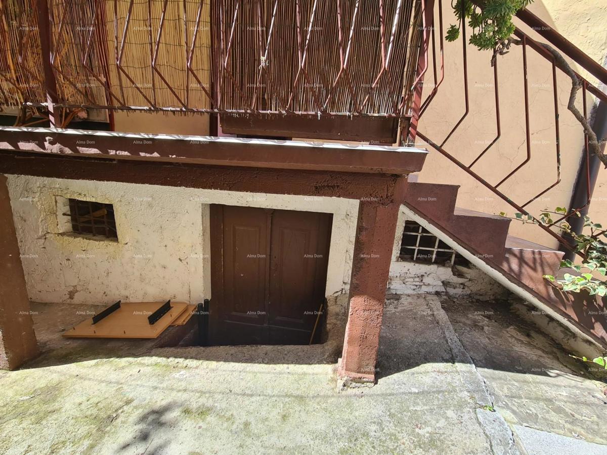 Hiša, center Buja, 106 m²