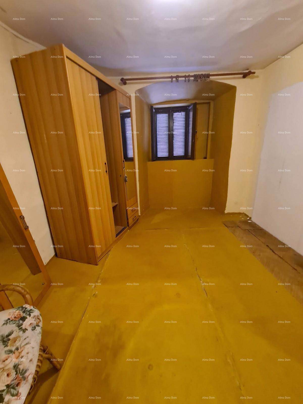 Hiša, center Buja, 106 m²