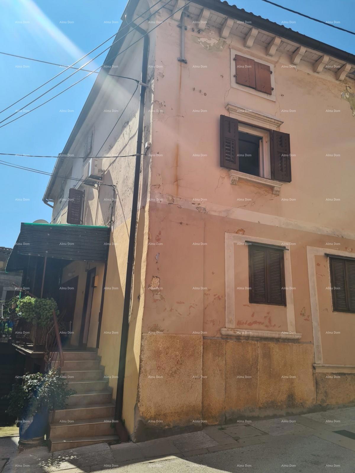 Hiša, center Buja, 106 m²