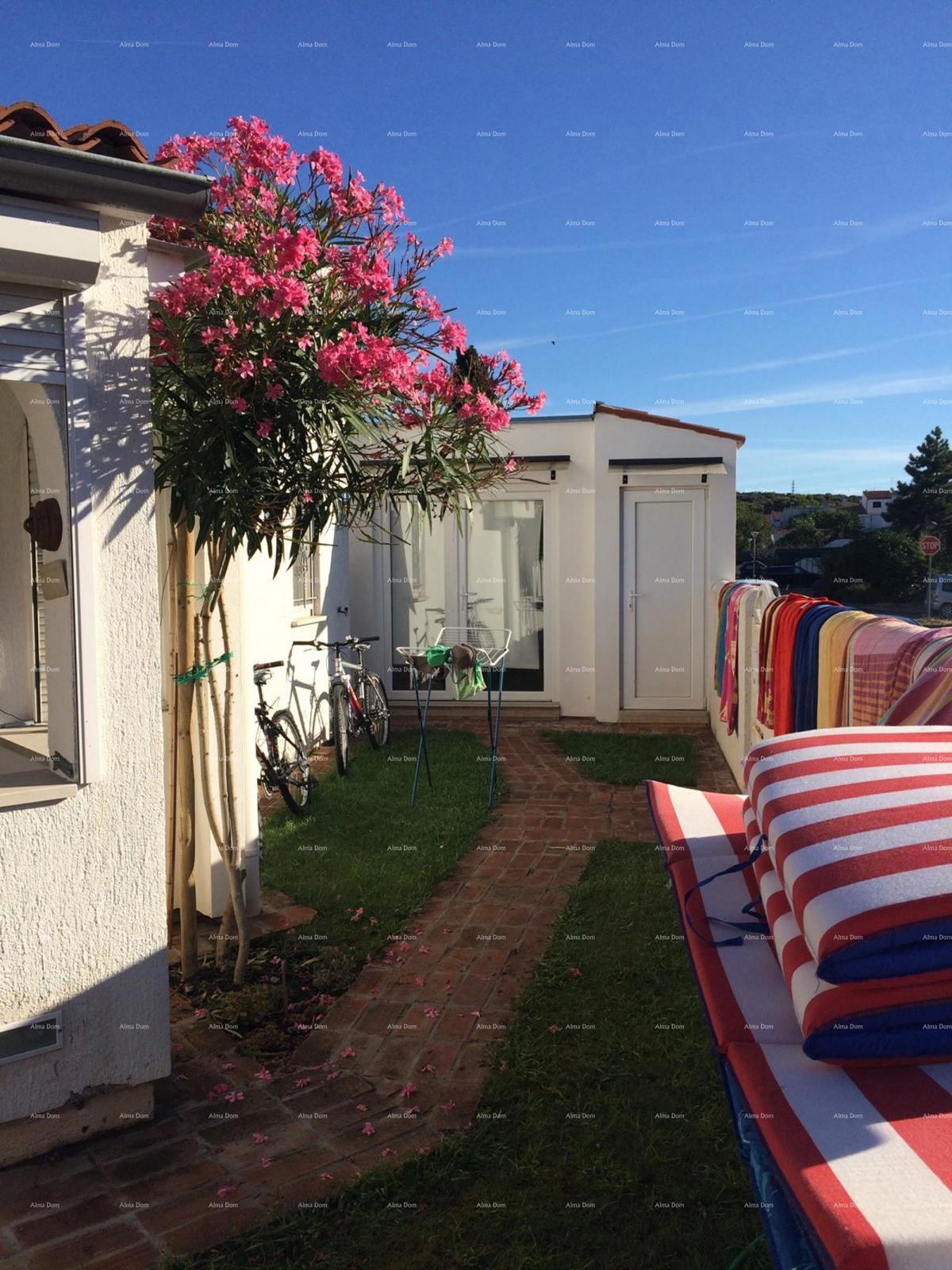 Na prodaju apartma v pritličju – Barbariga, 80 m², 500 m od morja!