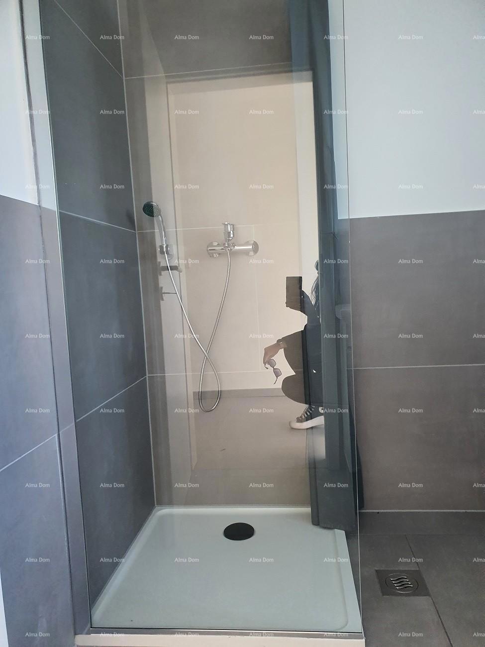 Lepa 3-nadstropna hiša s 3 stanovanji po realni ceni.