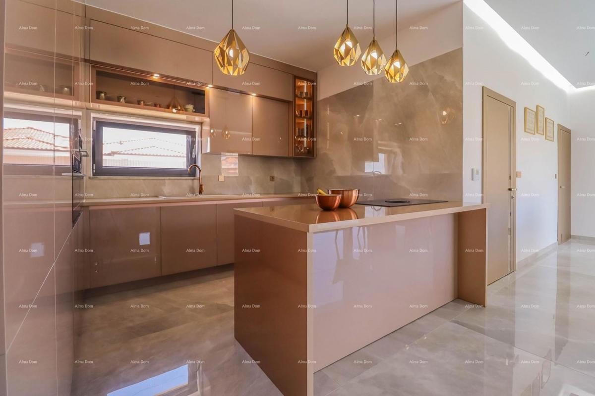 NA PRODAJO: Moderna samostojna vila blizu Pule – Loborika.