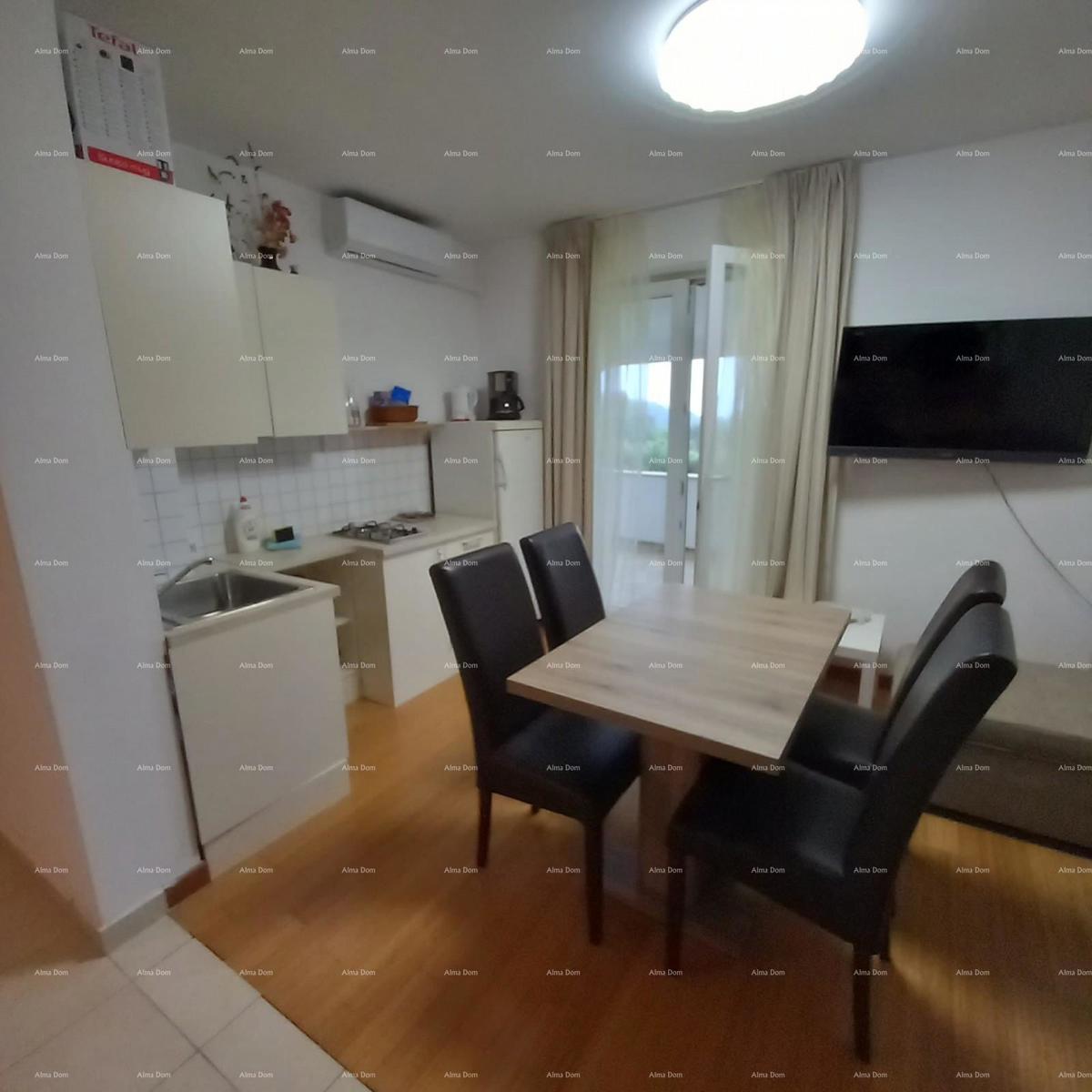 NA PRODAJU – Hiša z dvema ločenima stanoma, Premantura