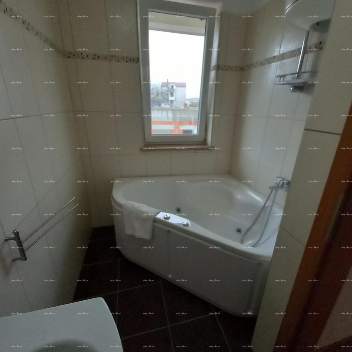 NA PRODAJU – Hiša z dvema ločenima stanoma, Premantura