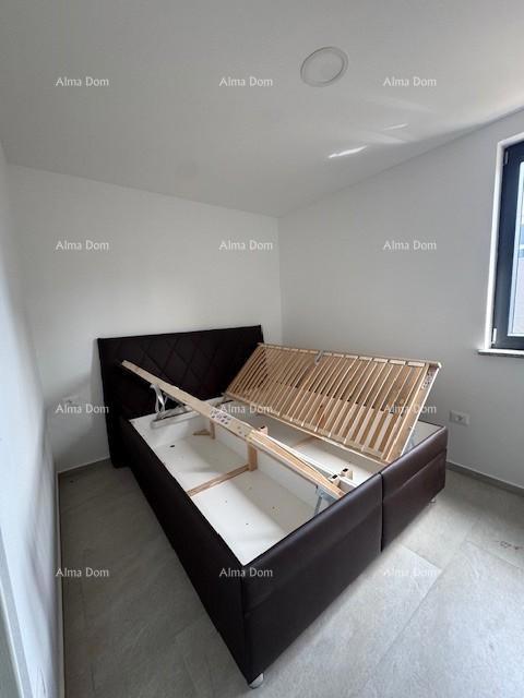 Nova zgrada s 2 stana, bazenom in pogledom na morje. Medulin!