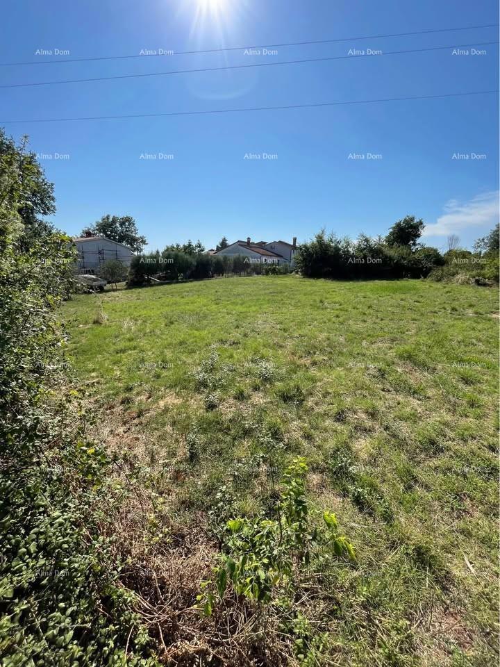 Građevinsko zemljišče 909 m² – Loborika