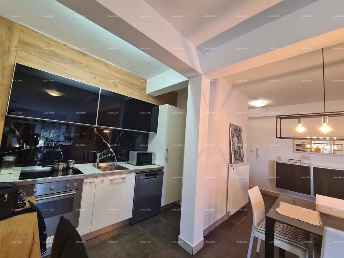 Moderan in prostoren stan s pogledom na morje – Ližnjan, 87,48 m²