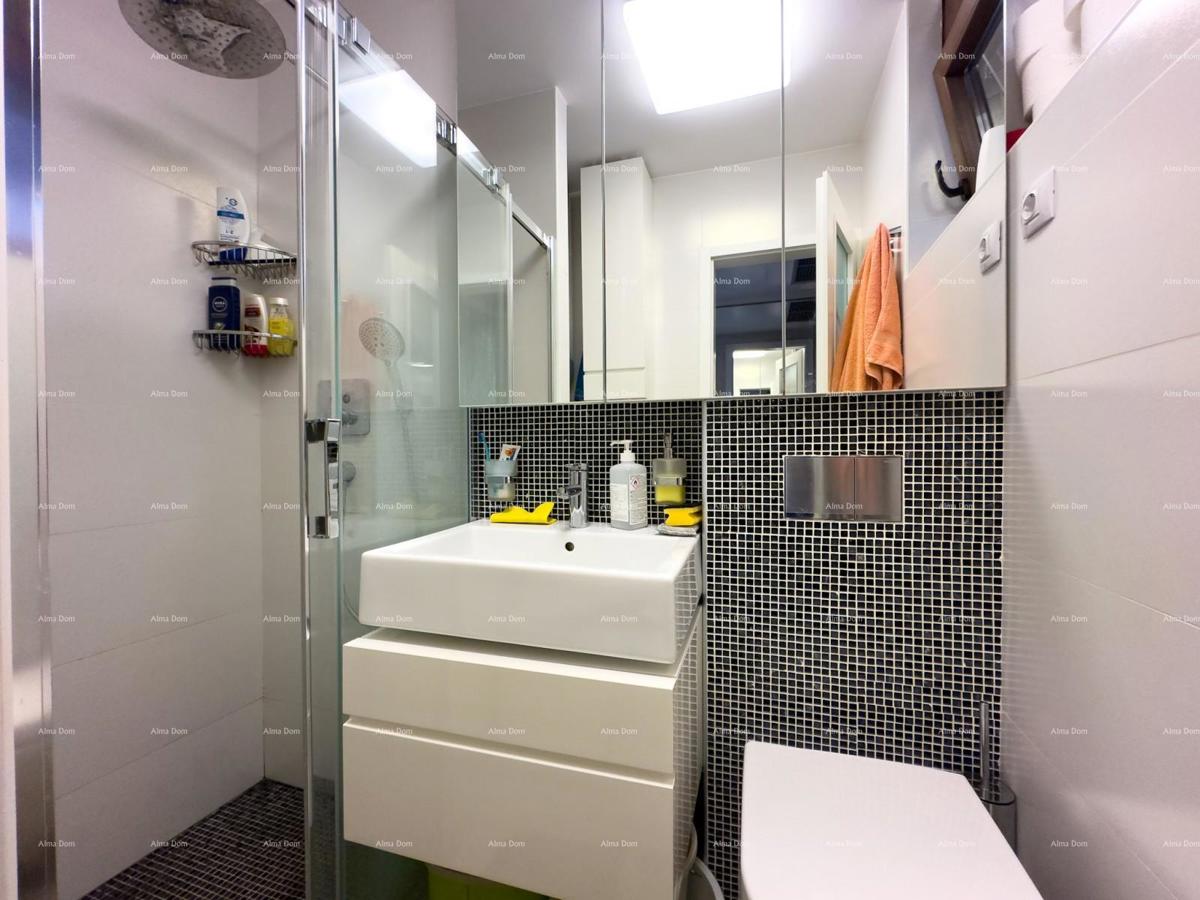 Prodajemo renoviran stan v Dugi Uvali!