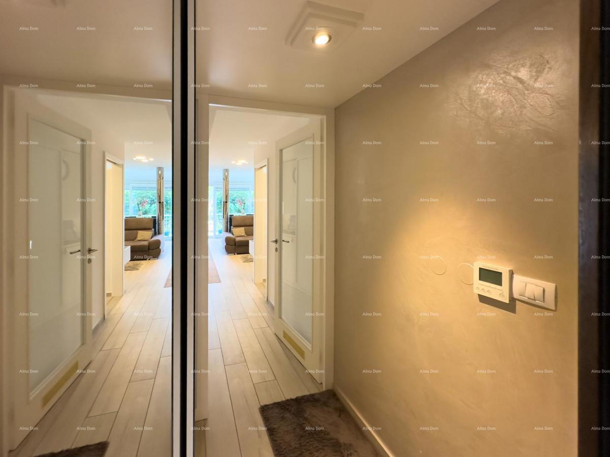 Prodajemo renoviran stan v Dugi Uvali!