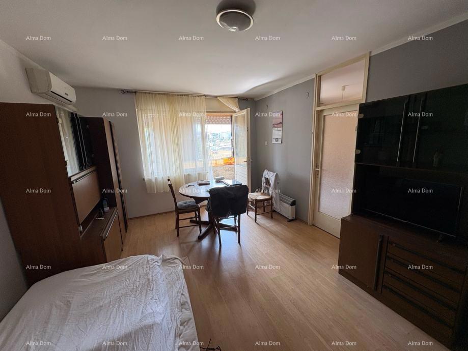 Na prodaj dvosobni stan – Veruda, Pula (80 m²)