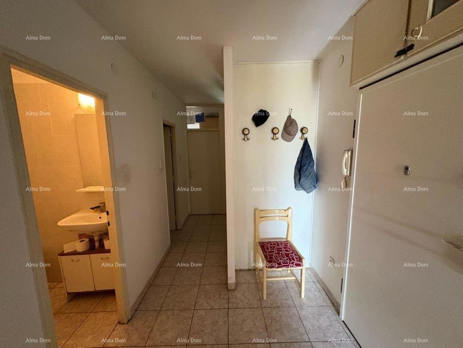 Na prodaj dvosobni stan – Veruda, Pula (80 m²)