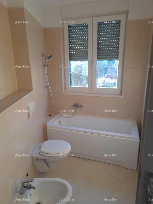 Prodaja - stan s garažnim mestom na odlični lokaciji, Pula!