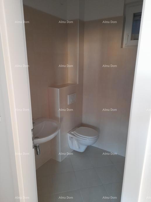 Prodaja - stan s garažnim mestom na odlični lokaciji, Pula!