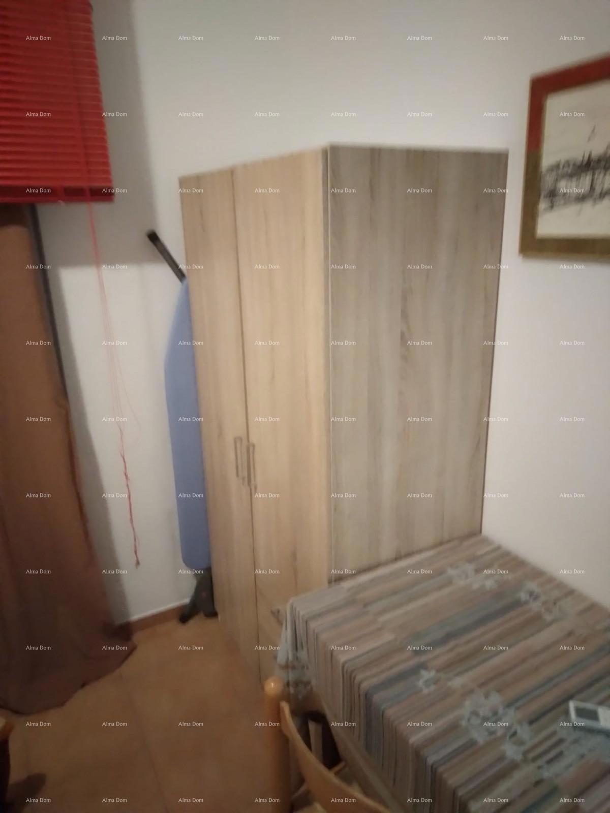 Rovinj – pritličje s bazenom in veliko parcelo (68 m²)