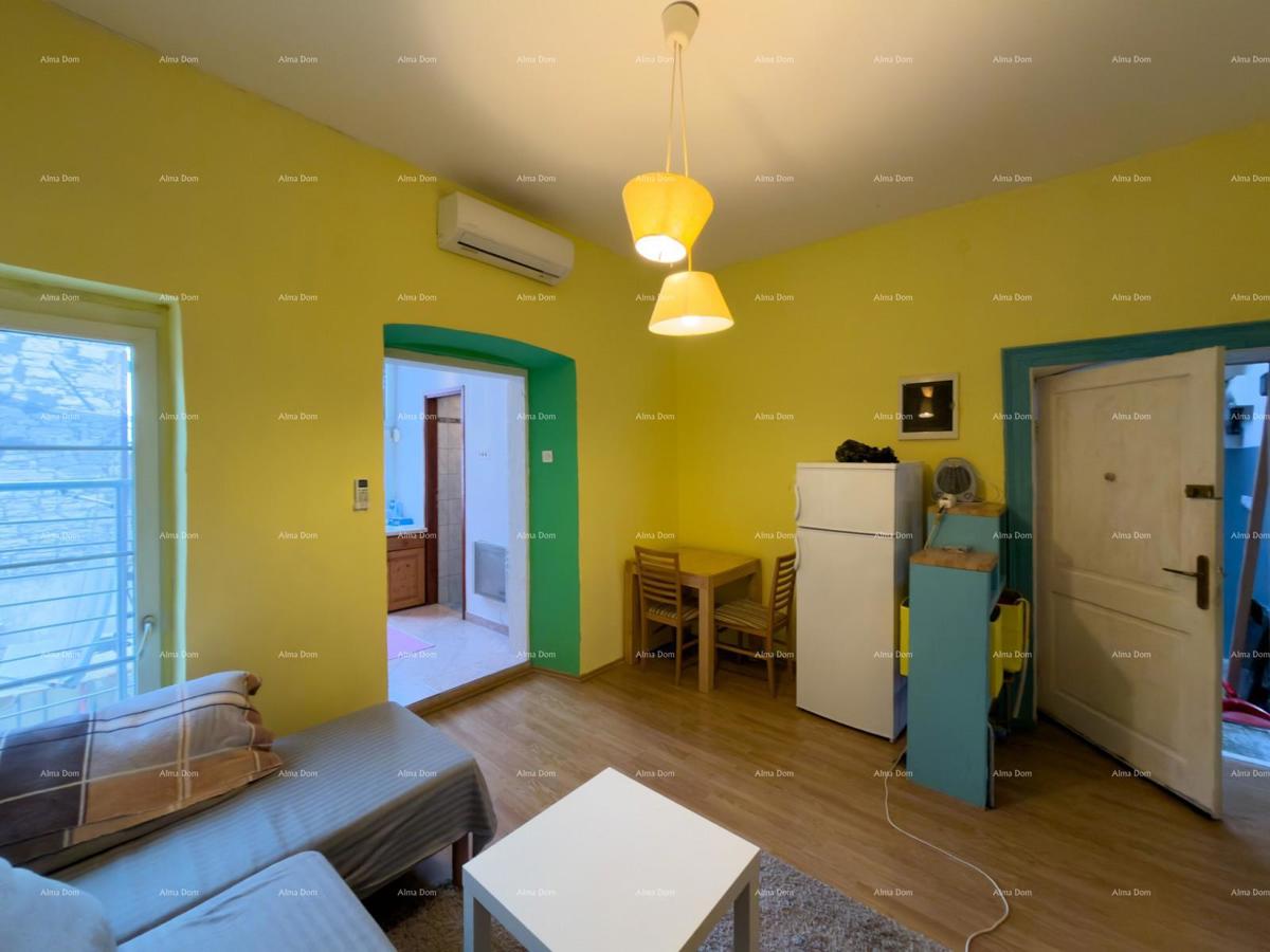 Prodamo enosobno stanovanje v Puli