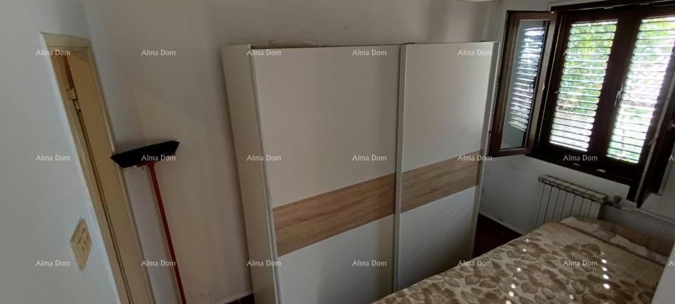 Na prodaju hiša blizu morja – Raša