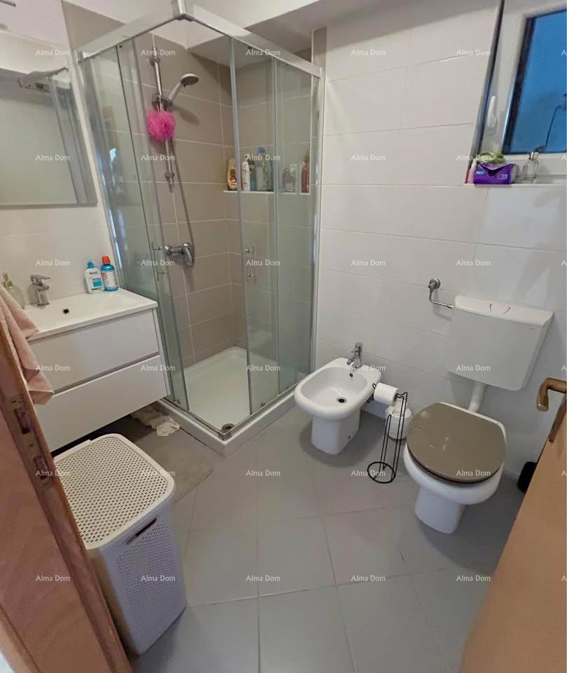 Stan s vrtom in teraso – Raša, pritličje, 48 m²