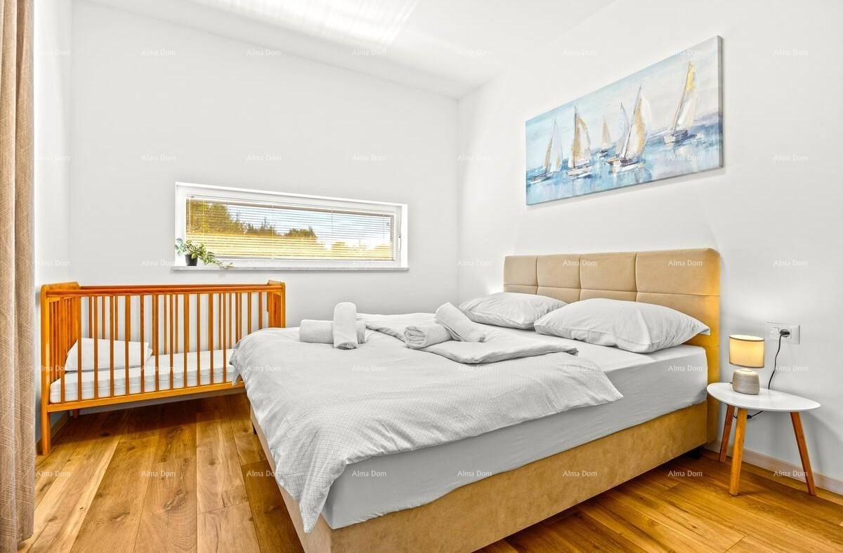 Pomer. Nova samostojeća prizemnica z bazenom.