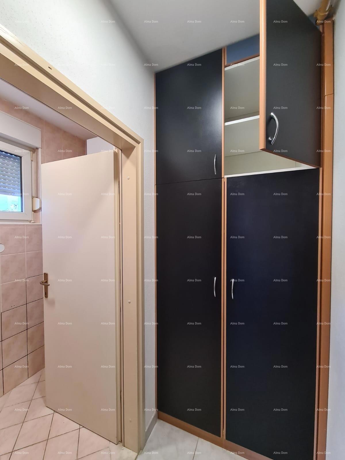 Prodaja stan na odlični lokaciji v Puli-Veruda, blizu morja!