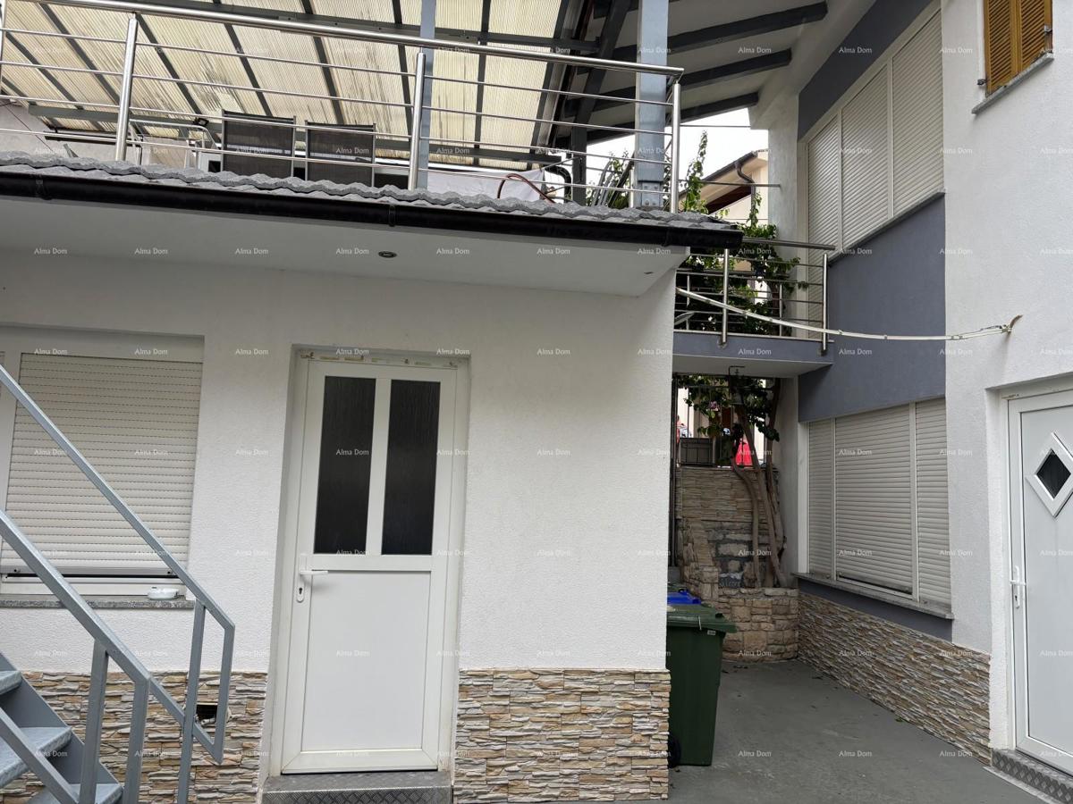 Prodamo hišo v Medulinu!