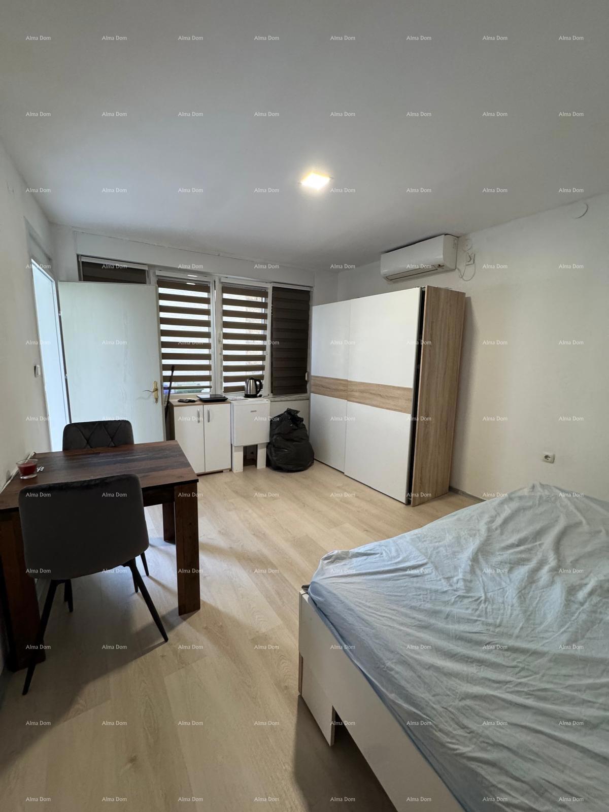 Prodamo hišo v Medulinu!