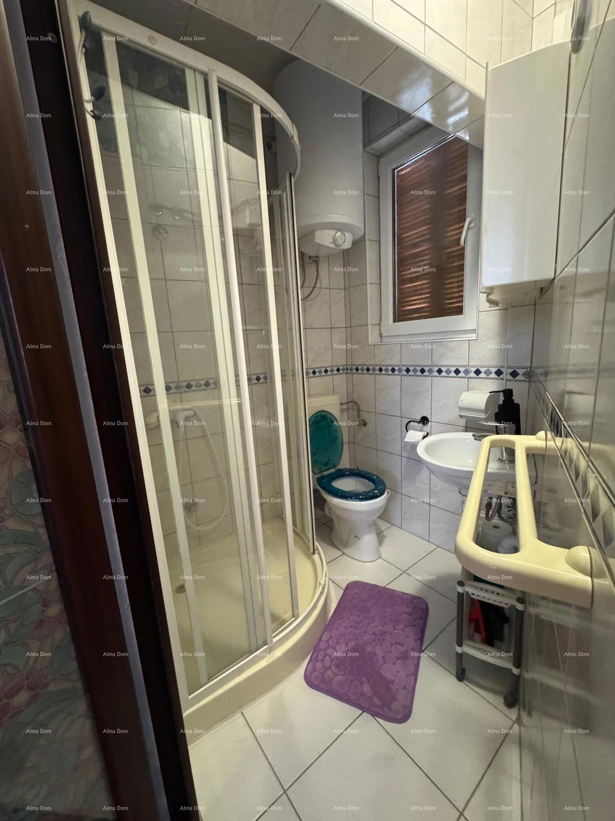 Prodamo hišo v Medulinu!