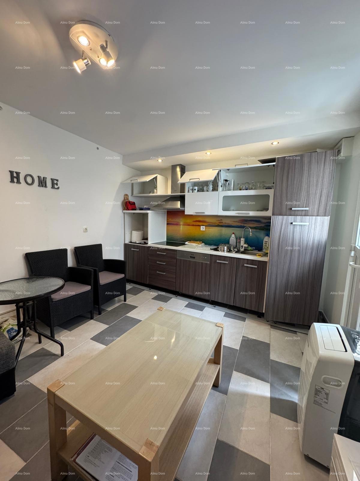 Prodamo hišo v Medulinu!