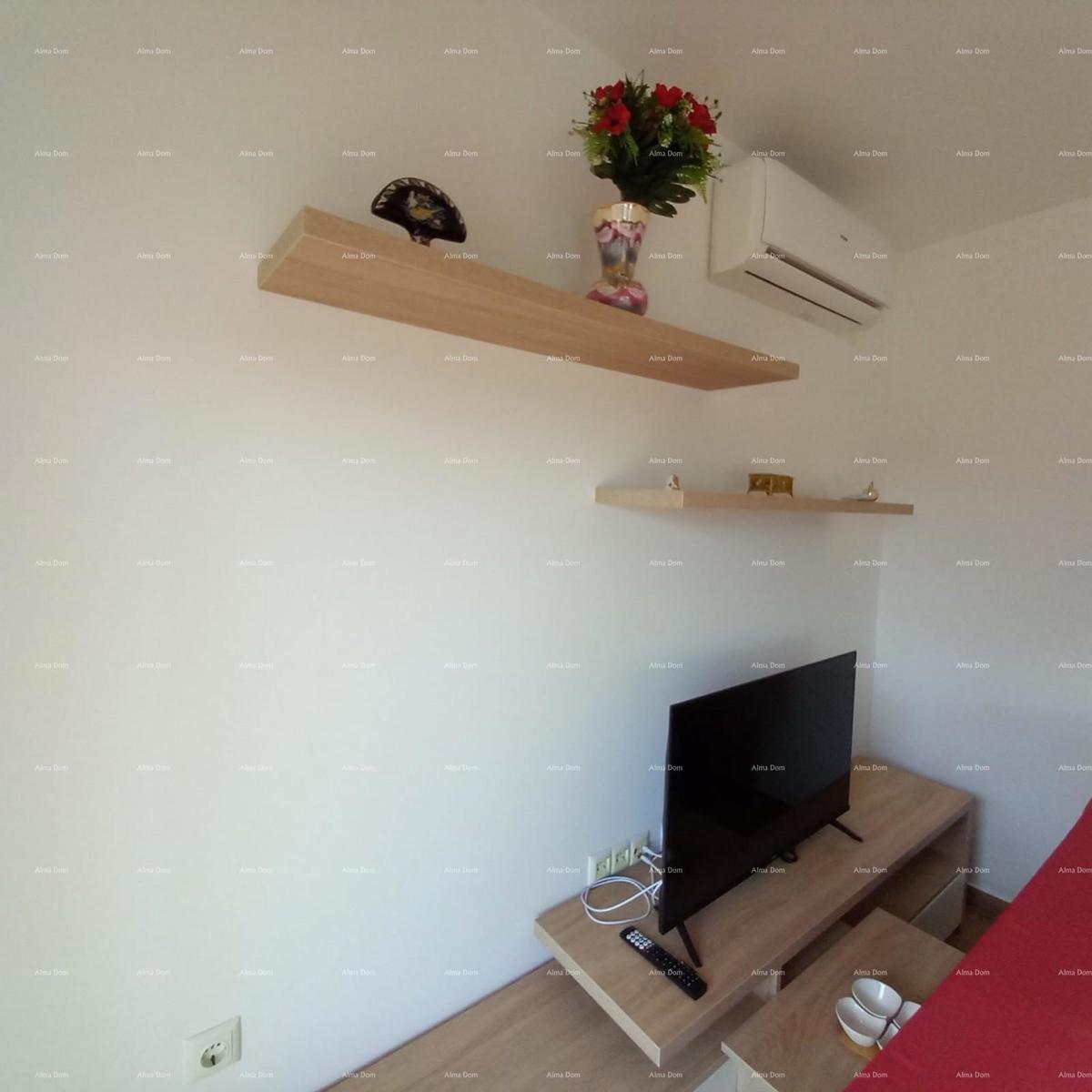 Prodaja opremljenega stanovanja s parkirnim mestom na odlični lokaciji, Fažana!