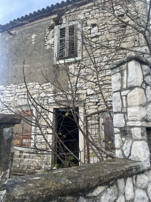 Kamena starina z velikim potencialom, blizu Labina