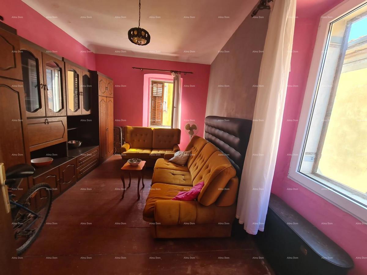 Odličen stan v srcu mesta, Pula.