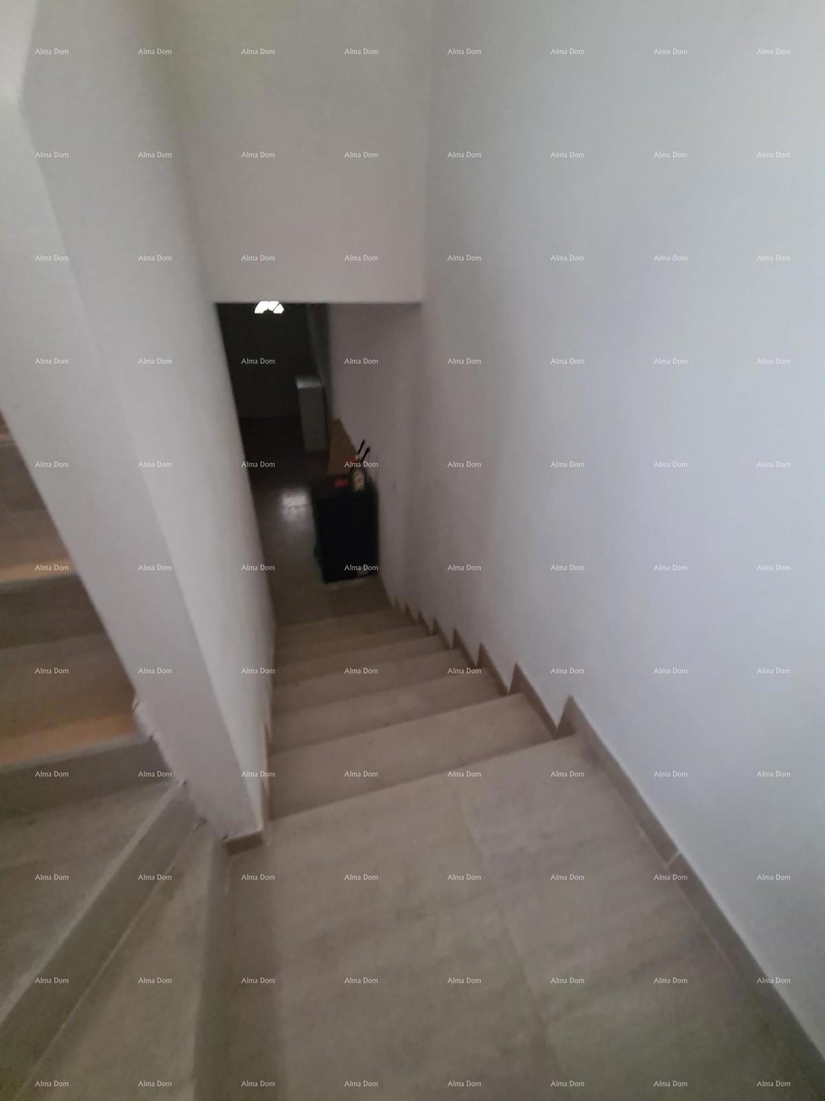 Prodaja samostojeće kuće – Poreč