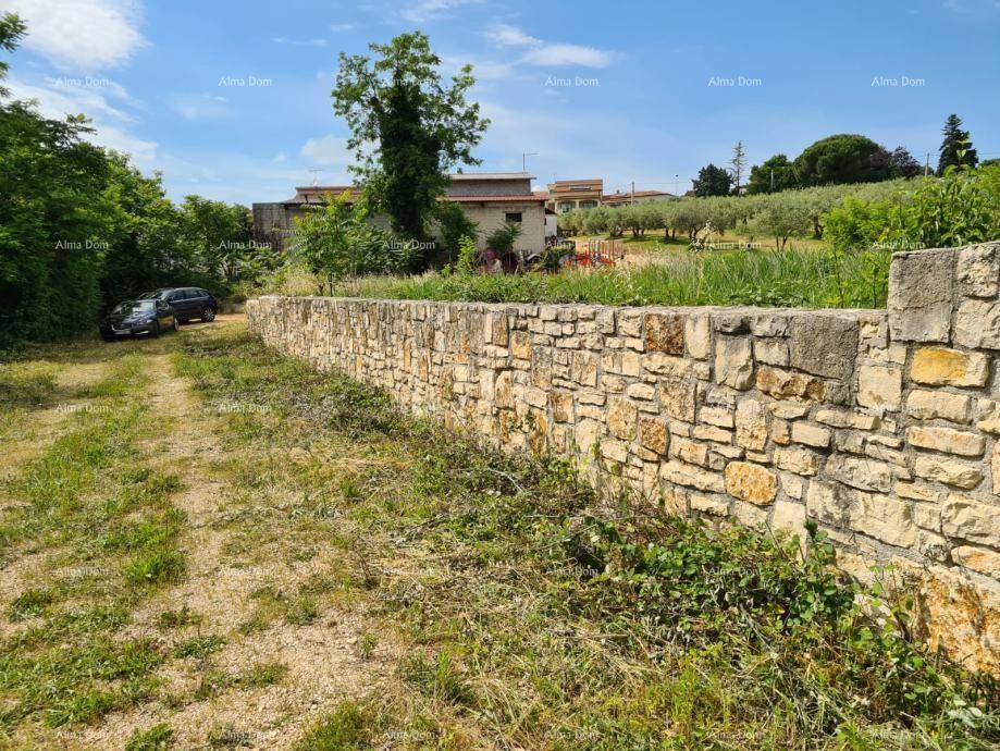 Građevinsko zemljišče s pogledom na morje in gradbenim dovoljenjem – Kaštelir- Labinci