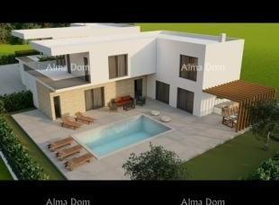 Građevinsko zemljišče s pogledom na morje in gradbenim dovoljenjem – Kaštelir- Labinci