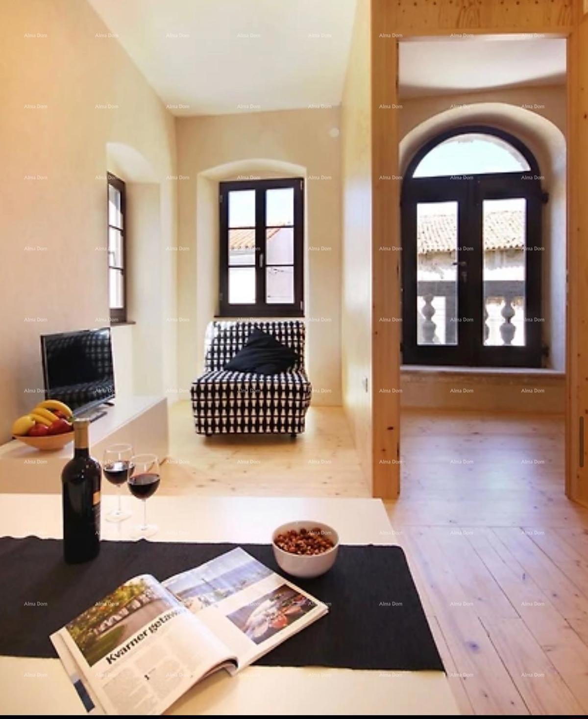 Renovirano! Prodaja stare vile iz 17. stoletja v Vodnjanu.