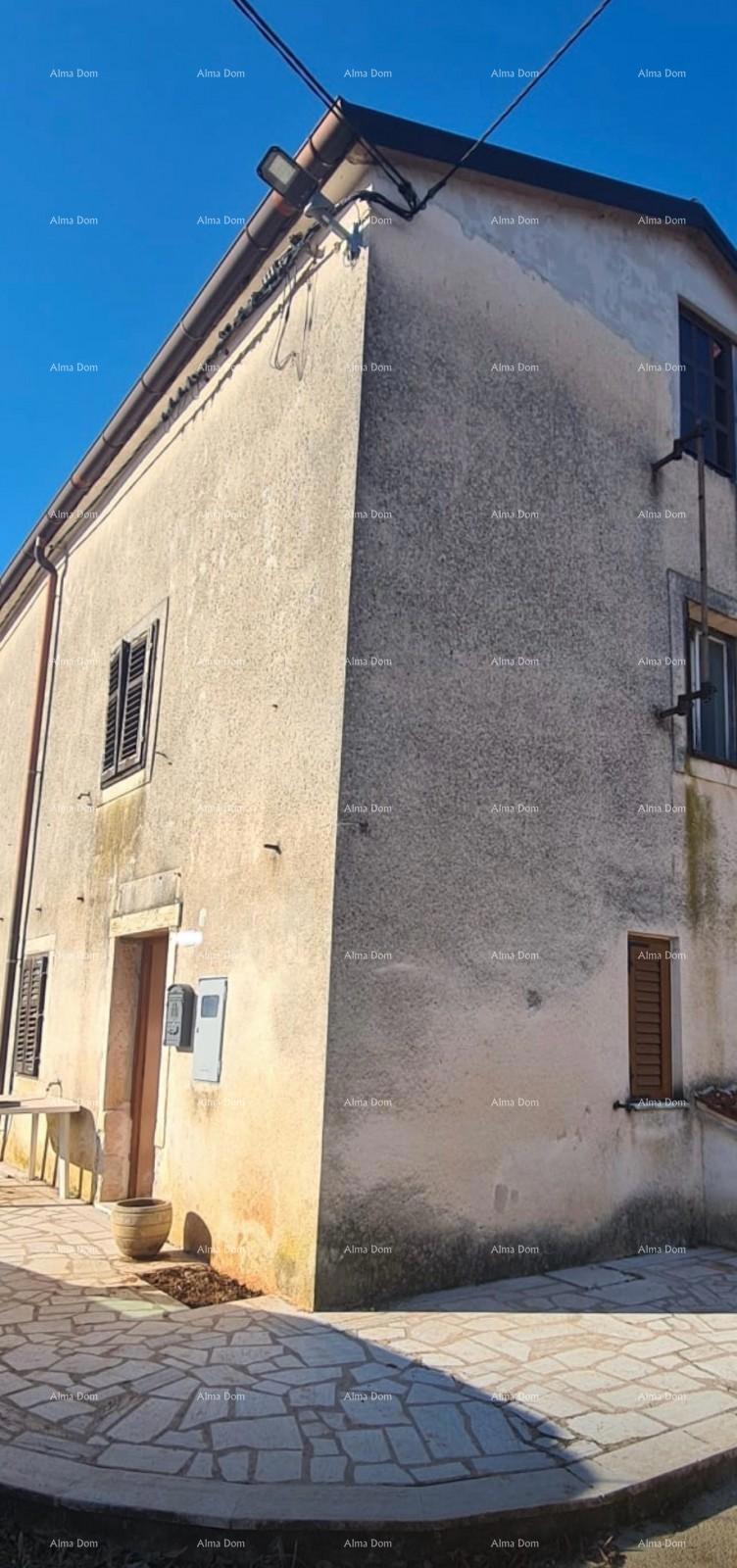 Na prodaju autentična istarska kamena kuća u blizini Brtonigle