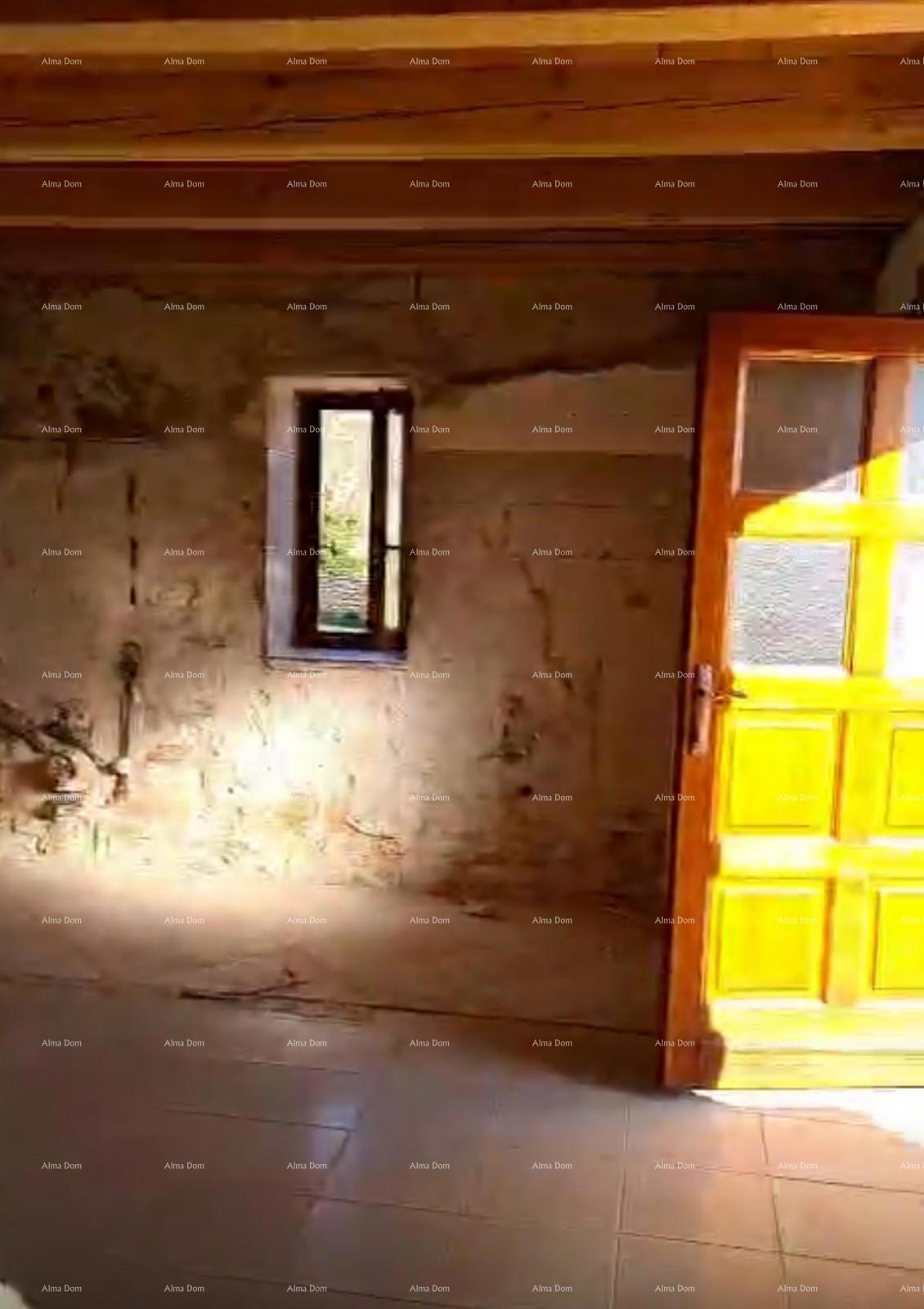 Na prodaju autentična istarska kamena kuća u blizini Brtonigle